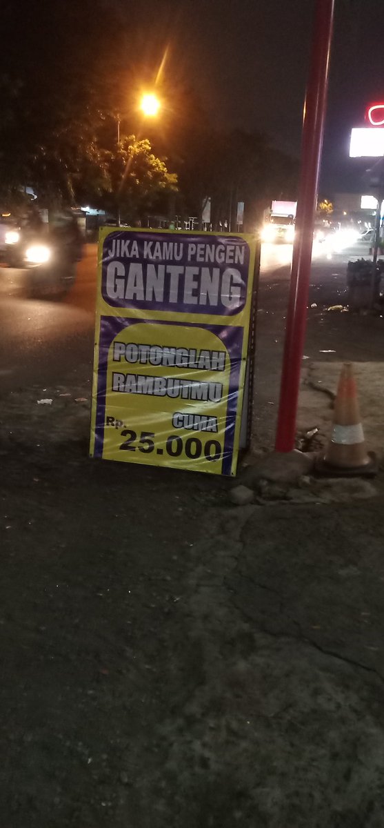 Absurd Banget, 13 Slogan Pelaku Usaha Ini Bikin Susah