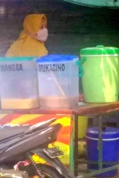 13 Momen lucu pedagang salah tulis ini bikin pembeli auto bingung