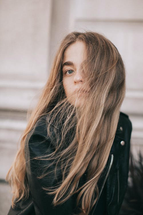 7 Manfaat kayu manis untuk rambut, atasi masalah ketombe