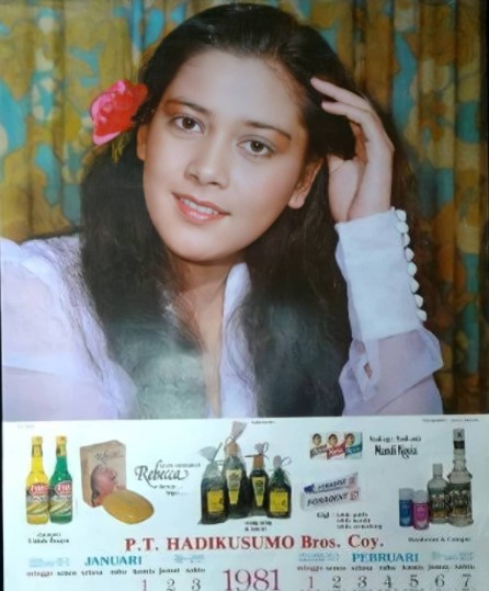 7 Potret Lydia Kandou jadi model kalender 80-an, cantiknya natural