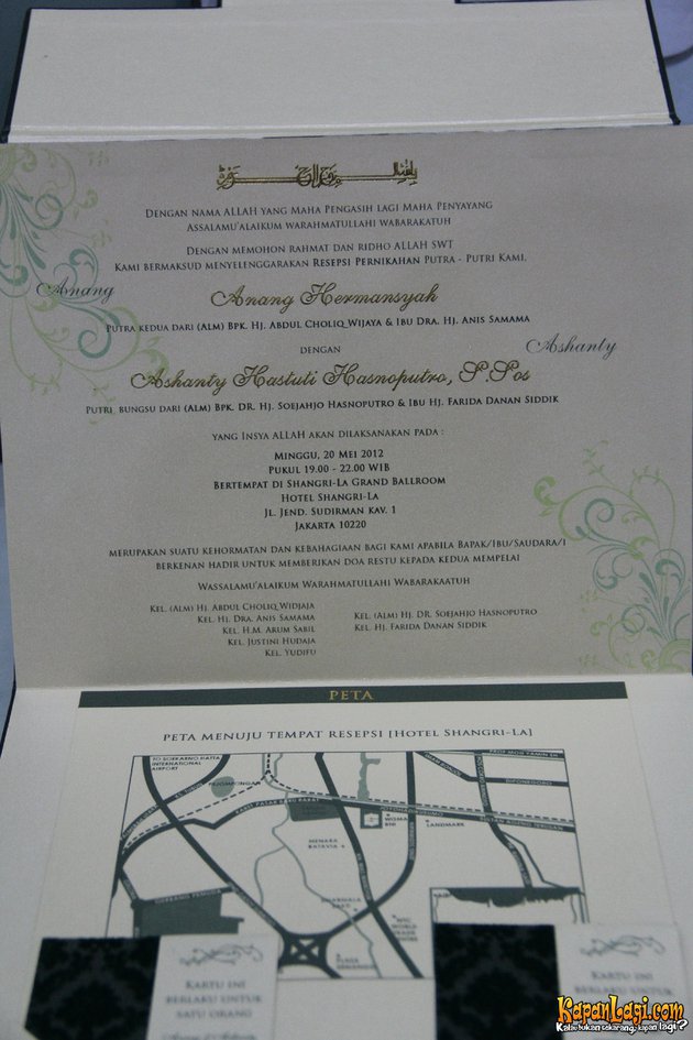 7 Potret lawas undangan pernikahan Anang-Ashanty, isinya penuh kejutan