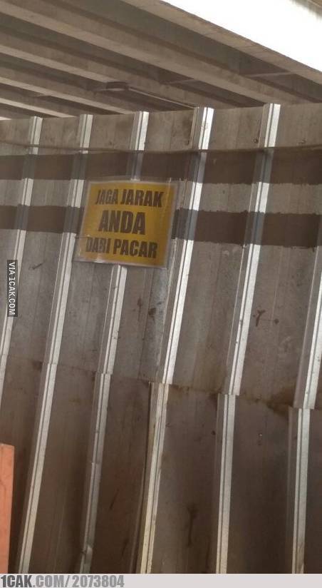 11 Kata-kata motivasi kuli bangunan ini malah bikin tepuk jidat