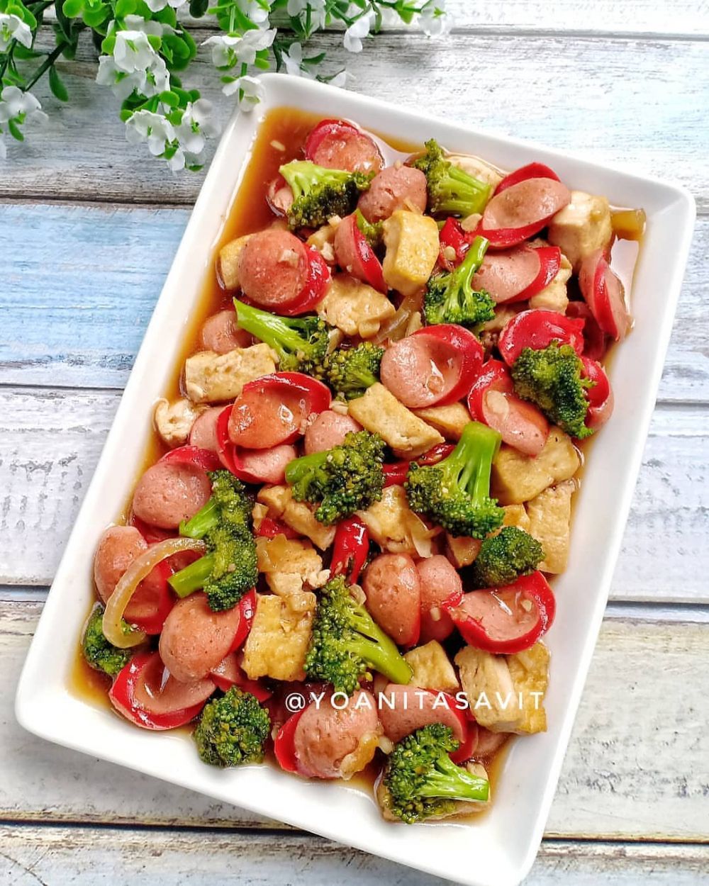 15 Resep tumis sosis, enak, praktis, dan cocok buat sarapan