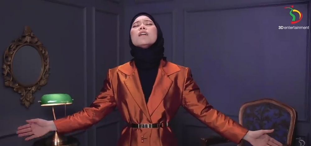 Transformasi gaya Lesty Kejora di 9 video klipnya, makin stylish