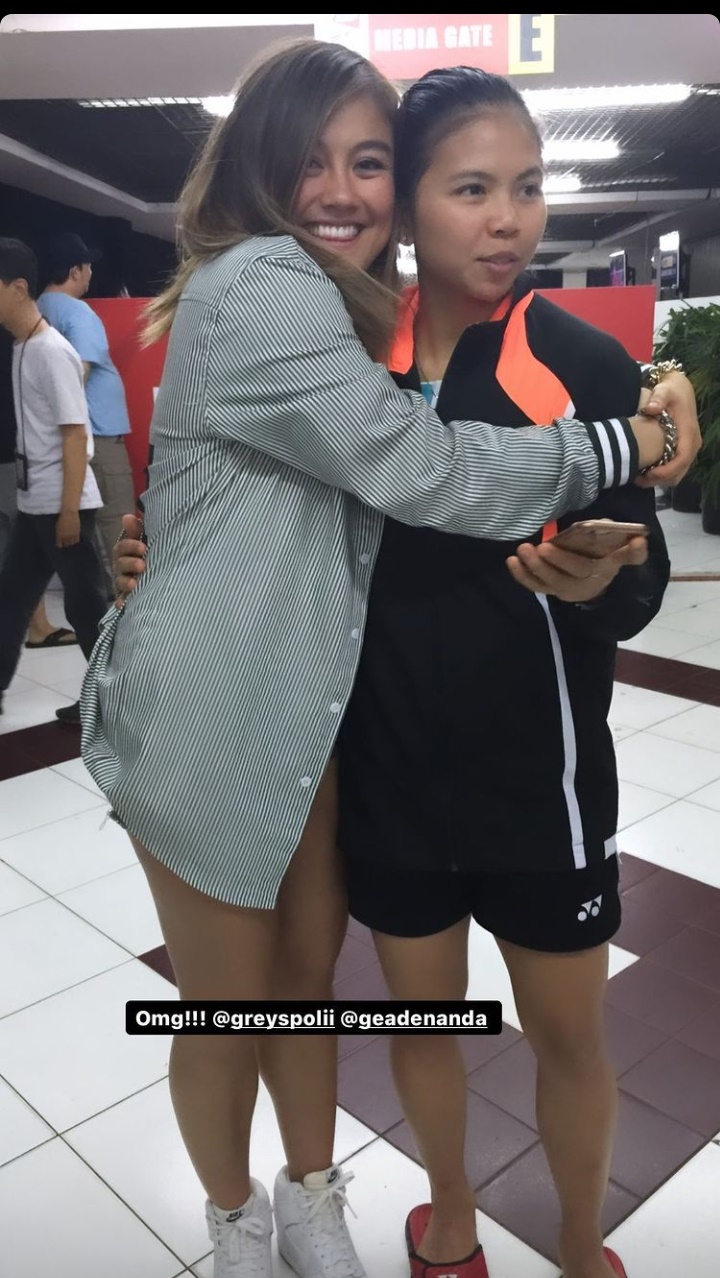 Bersahabat, ini 7 momen Agnez Mo hadiri pertandingan Greysia Polii