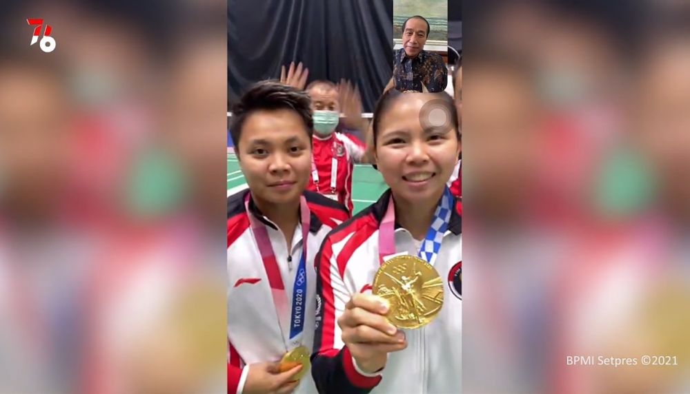 7 Momen Jokowi video call Greysia dan Apriyani, bikin bangga
