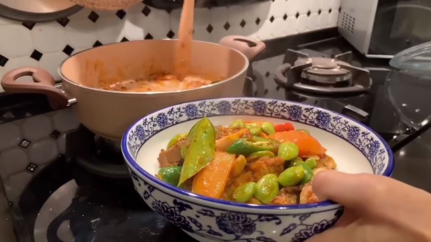 13 Resep masakan rumahan ala Yuni Shara, lezat dan antiribet