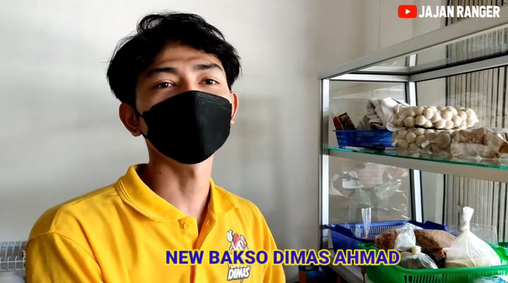 9 Potret terbaru usaha bakso Dimas Ahmad, dari gerobak hingga ada ruko