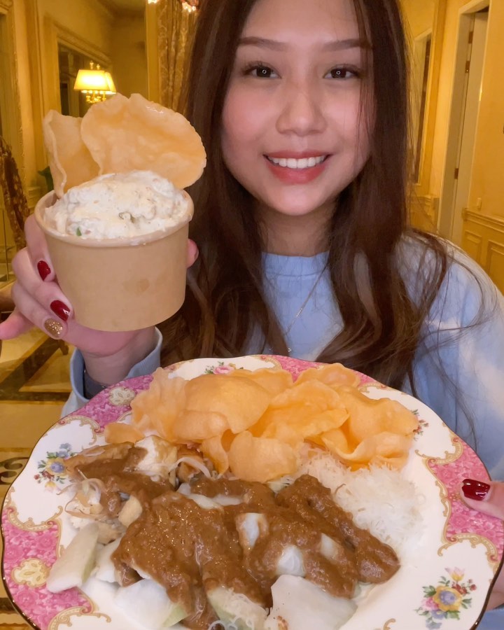 11 Kreasi es krim nyeleneh ala Sisca Kohl, ada rasa pecel lele