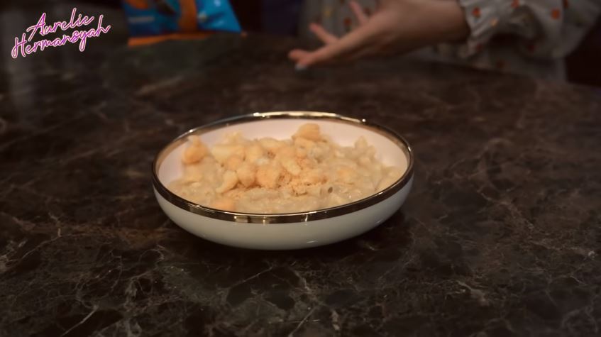 Resep mac and cheese rumahan ala 7 seleb, simpel dan creamy