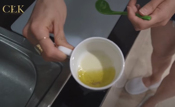 9 Tips masak sehat ala Cinta Laura, bikin imun terjaga