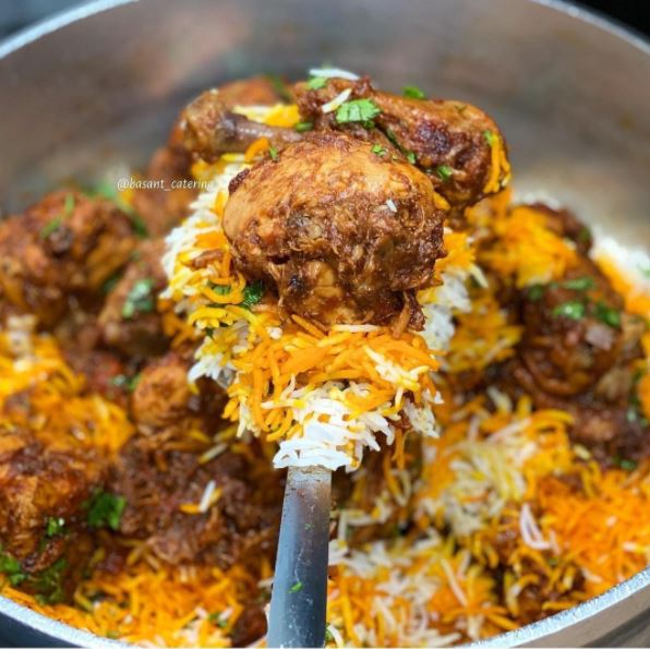 7 Makanan ini dibuat dengan campuran air mawar, bikin rasanya unik