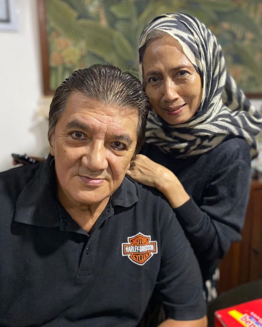 Pesona istri 9 aktor laga tanpa makeup, cantiknya natural