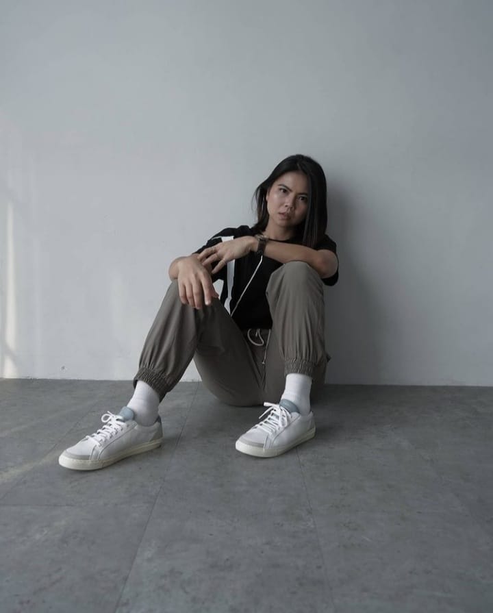 10 Penampilan Greysia Polii di luar lapangan, simple tapi stylish