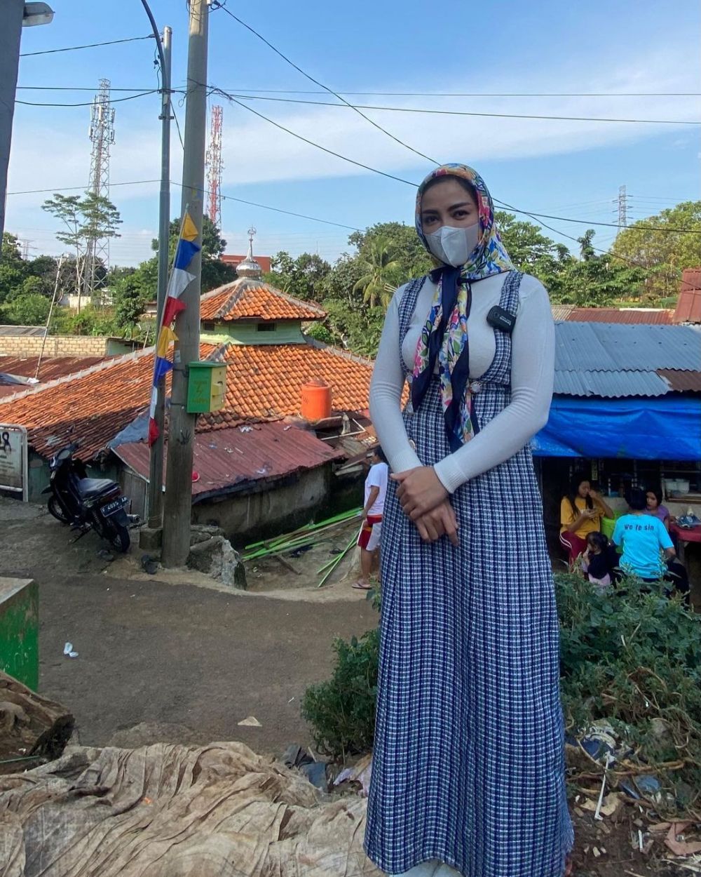 7 Momen Bella Shofie dan suami renovasi musala, tuai pujian