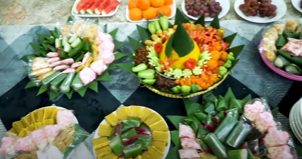 7 Potret hidangan ultah Lesty Kejora, sederhana dan masak sendiri