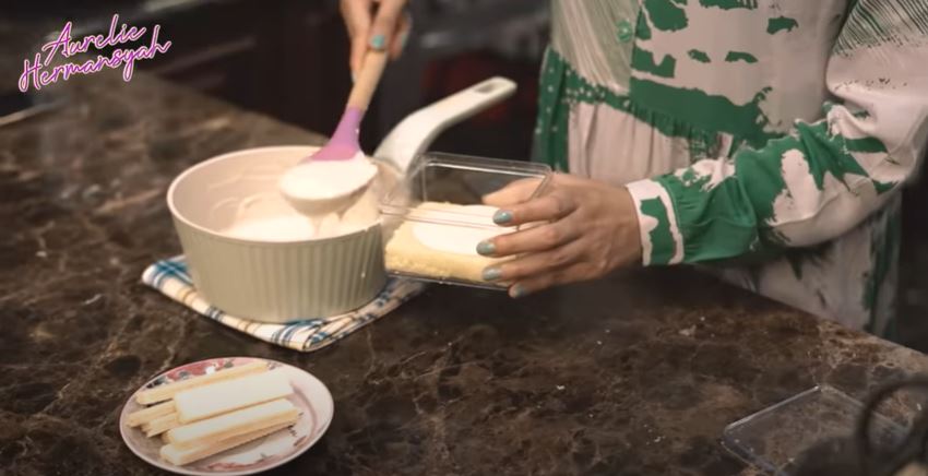 9 Tips bikin dessert box ala Aurel Hermansyah, anti gagal