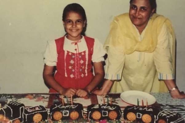 Potret masa kecil 9 mantan ratu kecantikan India, parasnya manglingi