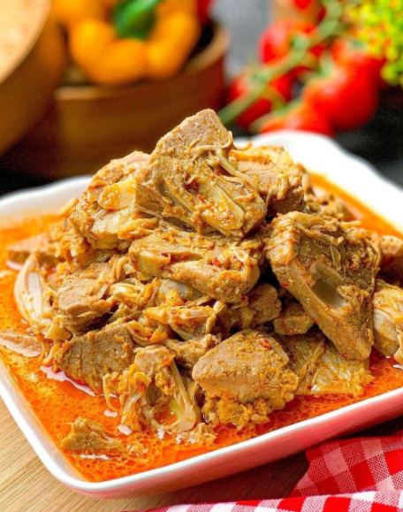 11 Resep gulai nangka khas Padang, bumbunya gurih merasuk