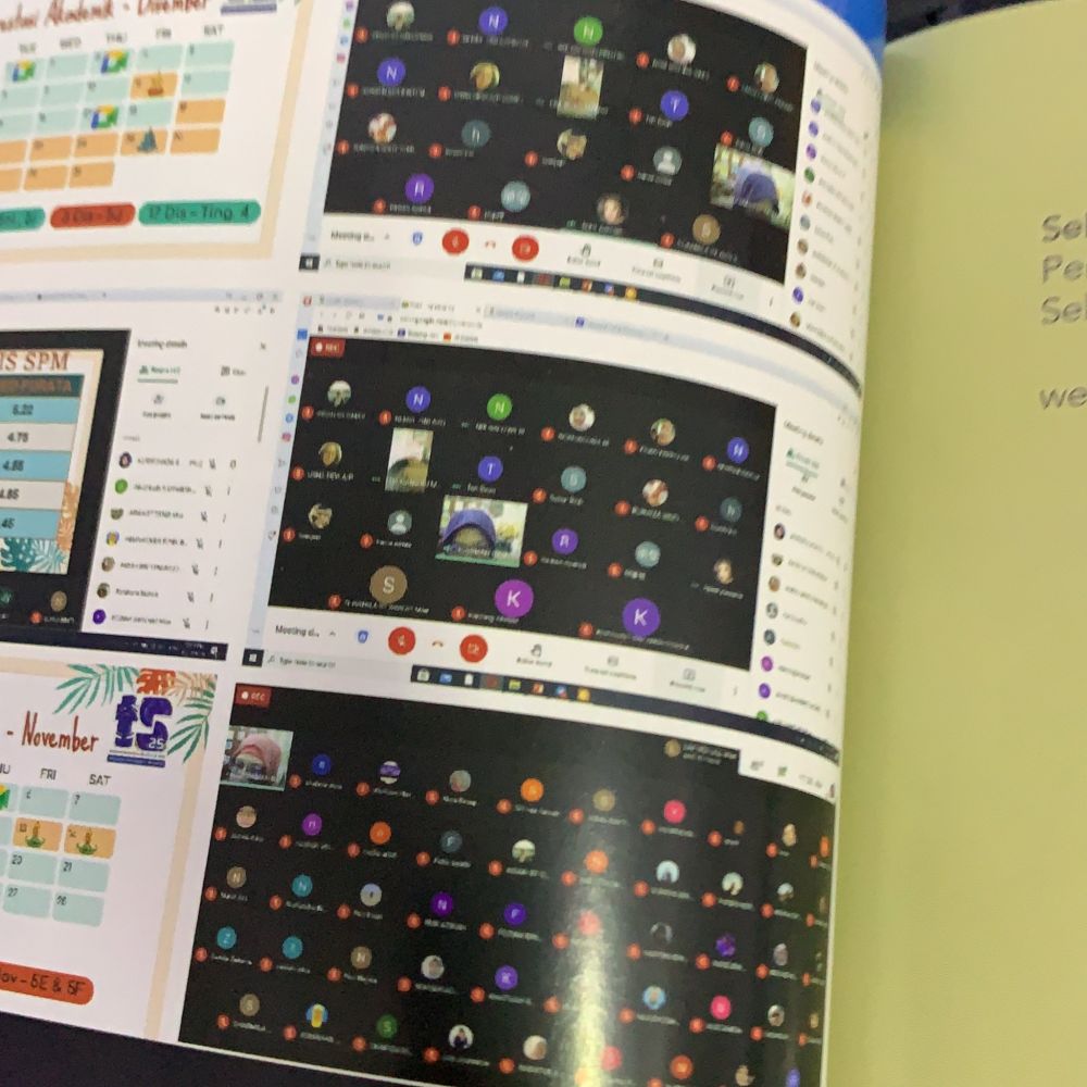 Unik, majalah sekolah ini berisi tangkapan layar saat kelas online