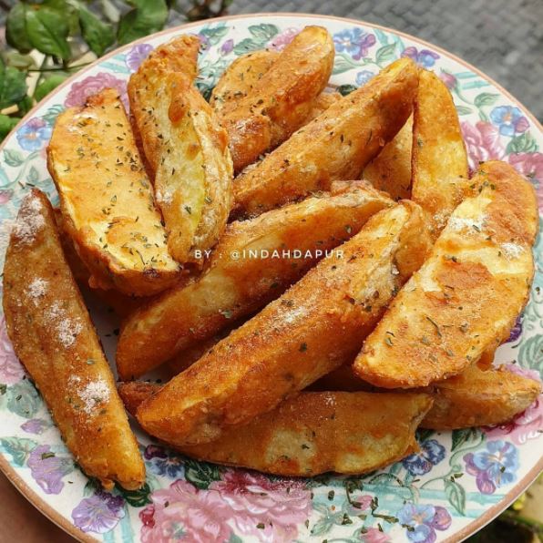 21 Resep potato wedges ala kafe, lezat, gurih, dan bikin nagih