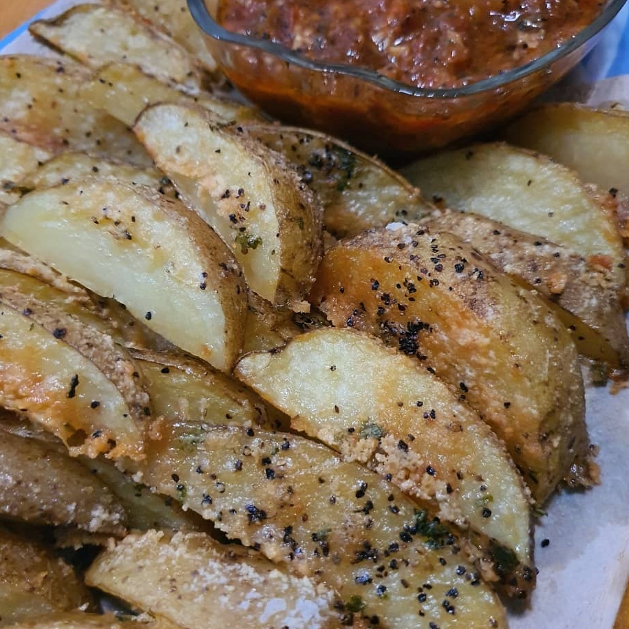 21 Resep potato wedges ala kafe, lezat, gurih, dan bikin nagih