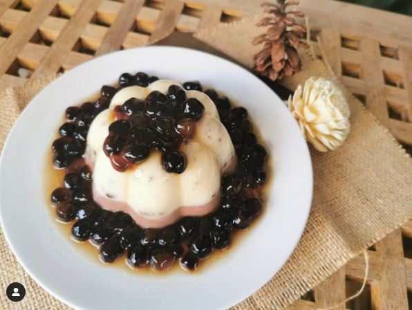 Selain milk tea, 11 makanan ini bisa dikreasikan dengan boba