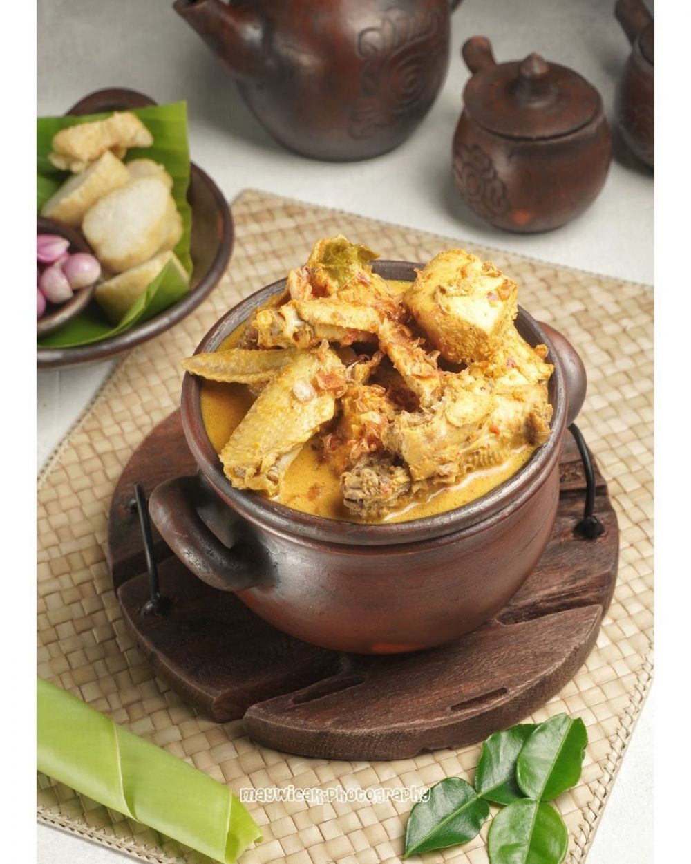 11 Resep gulai ayam rumahan, bumbunya merasuk sampai ke dalam