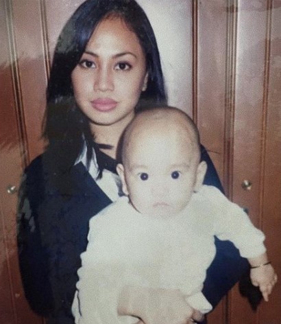 Salmafina Sunan unggah foto jadul ibunya, disebut mirip Ariel Tatum