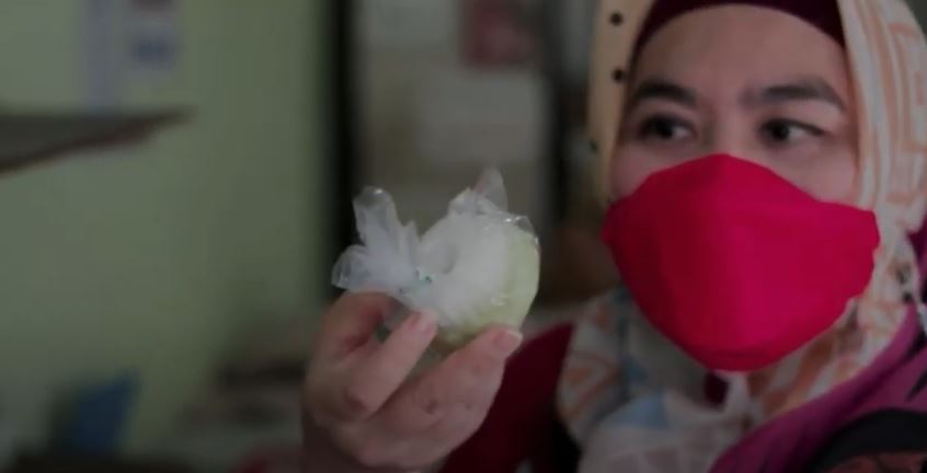 Lama tak terlihat, 11 momen kulineran Ulfa Dwiyanti ini curi perhatian