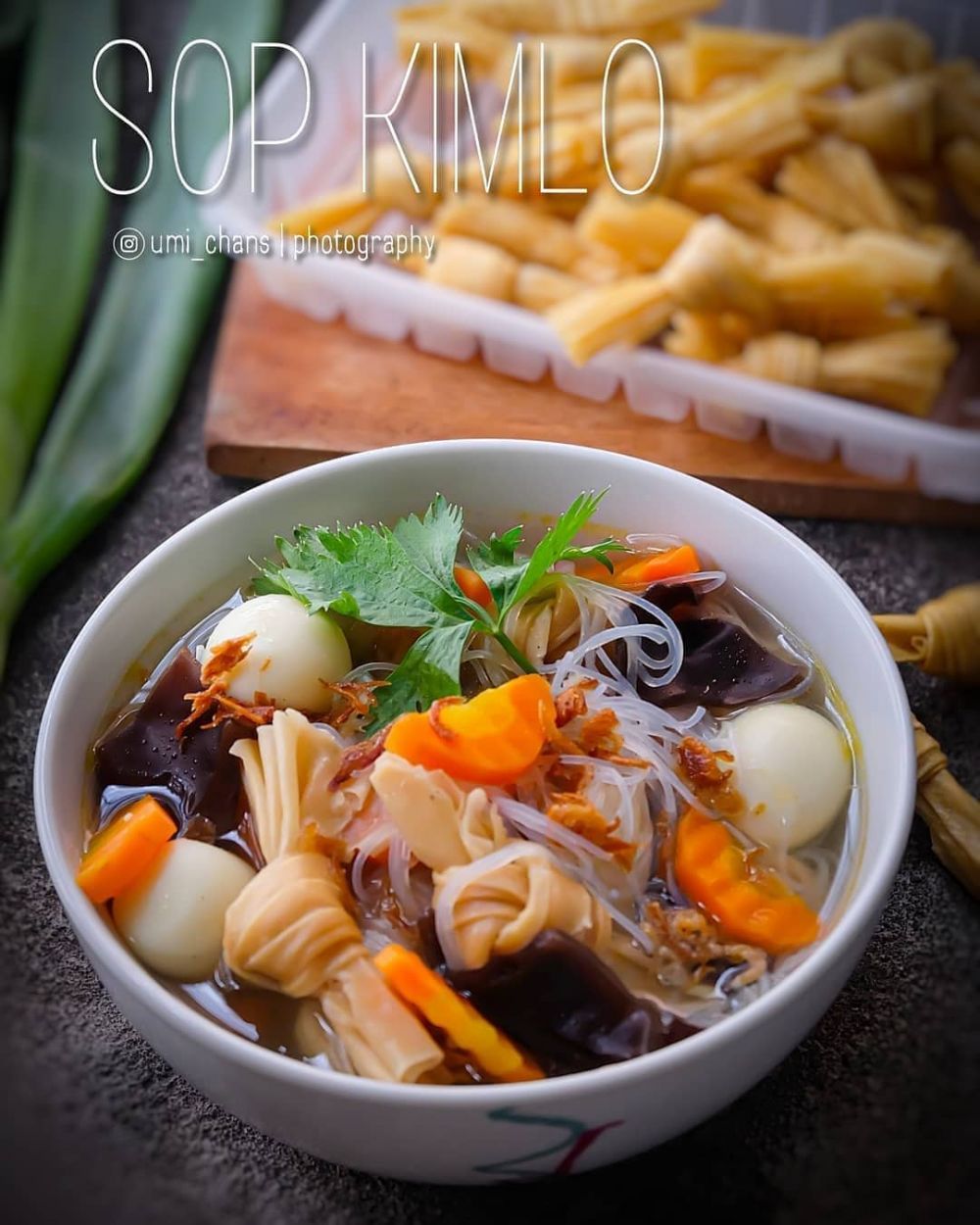 21 Resep sup kimlo, gurih, segar, dan cocok buat makan siang