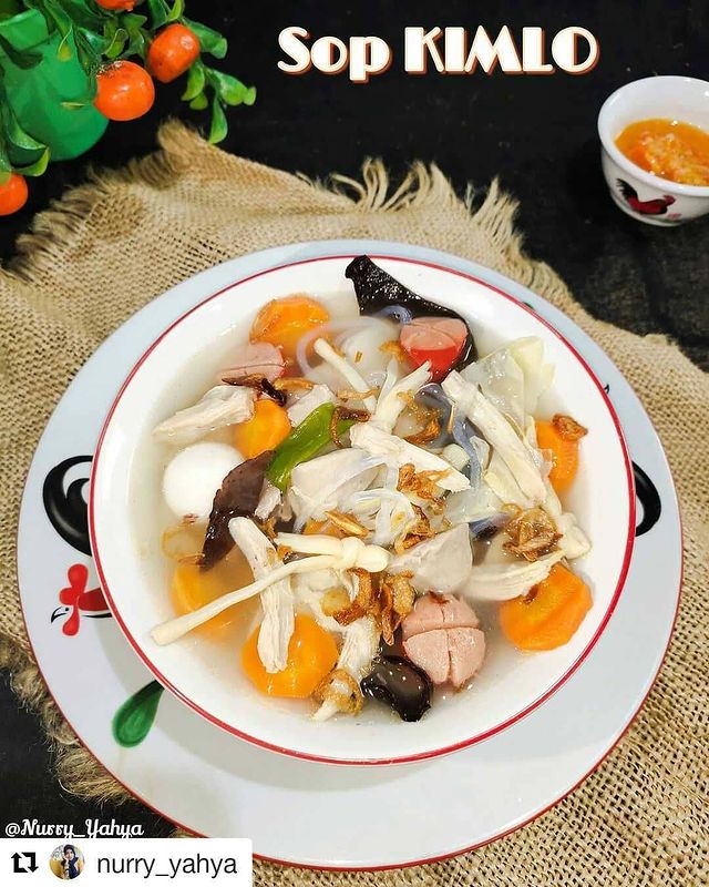 21 Resep sup kimlo, gurih, segar, dan cocok buat makan siang
