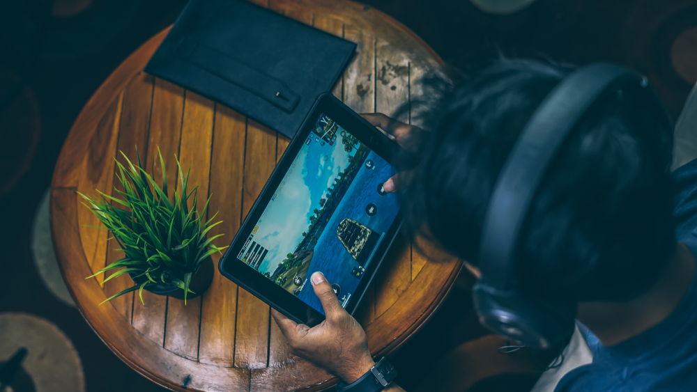 5 Taktik menyelinap tanpa diketahui musuh di PUBGM, senyap bak ninja