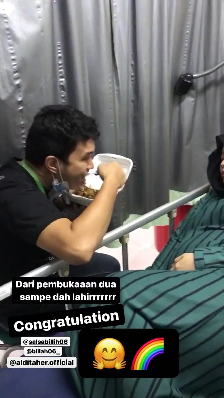 7 Momen istri Aldi Taher melahirkan anak pertama, banjir doa