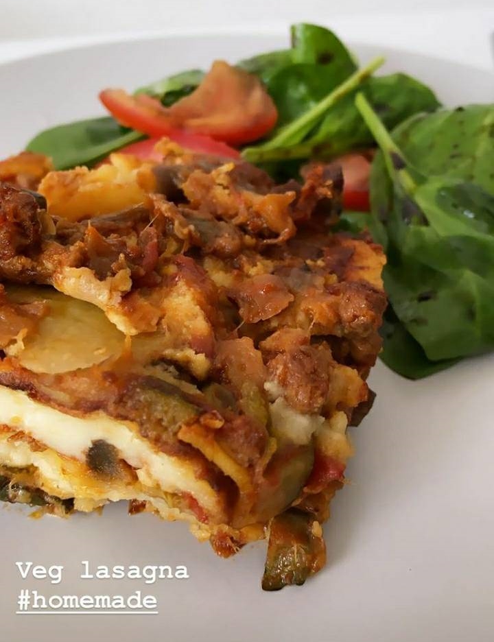 9 Makanan vegan Nadya Hutagalung, ganti daging dengan sayur