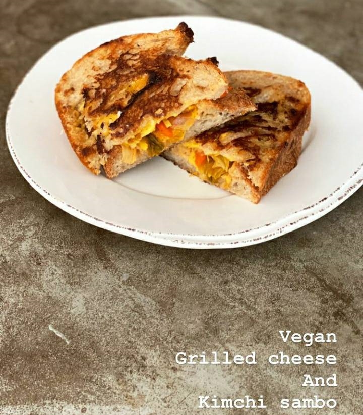 9 Makanan vegan Nadya Hutagalung, ganti daging dengan sayur