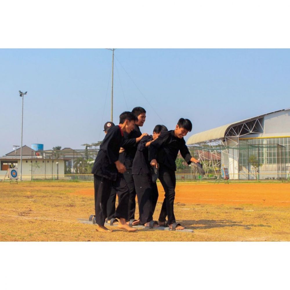 11 Lomba 17-an jadul yang bikin kamu langsung kangen masa kecil