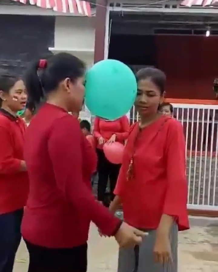 11 Lomba 17-an jadul yang bikin kamu langsung kangen masa kecil