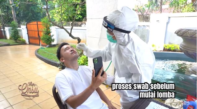 11 Momen Ruben Onsu bikin lomba Agustusan di rumah, seru abis