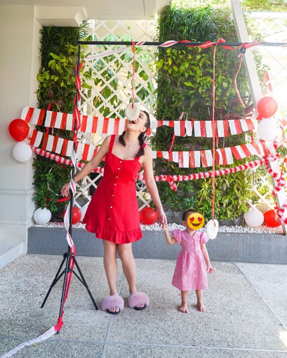 Cara 11 seleb rayakan HUT RI ke-76 di rumah, Ashanty pakai seragam SD