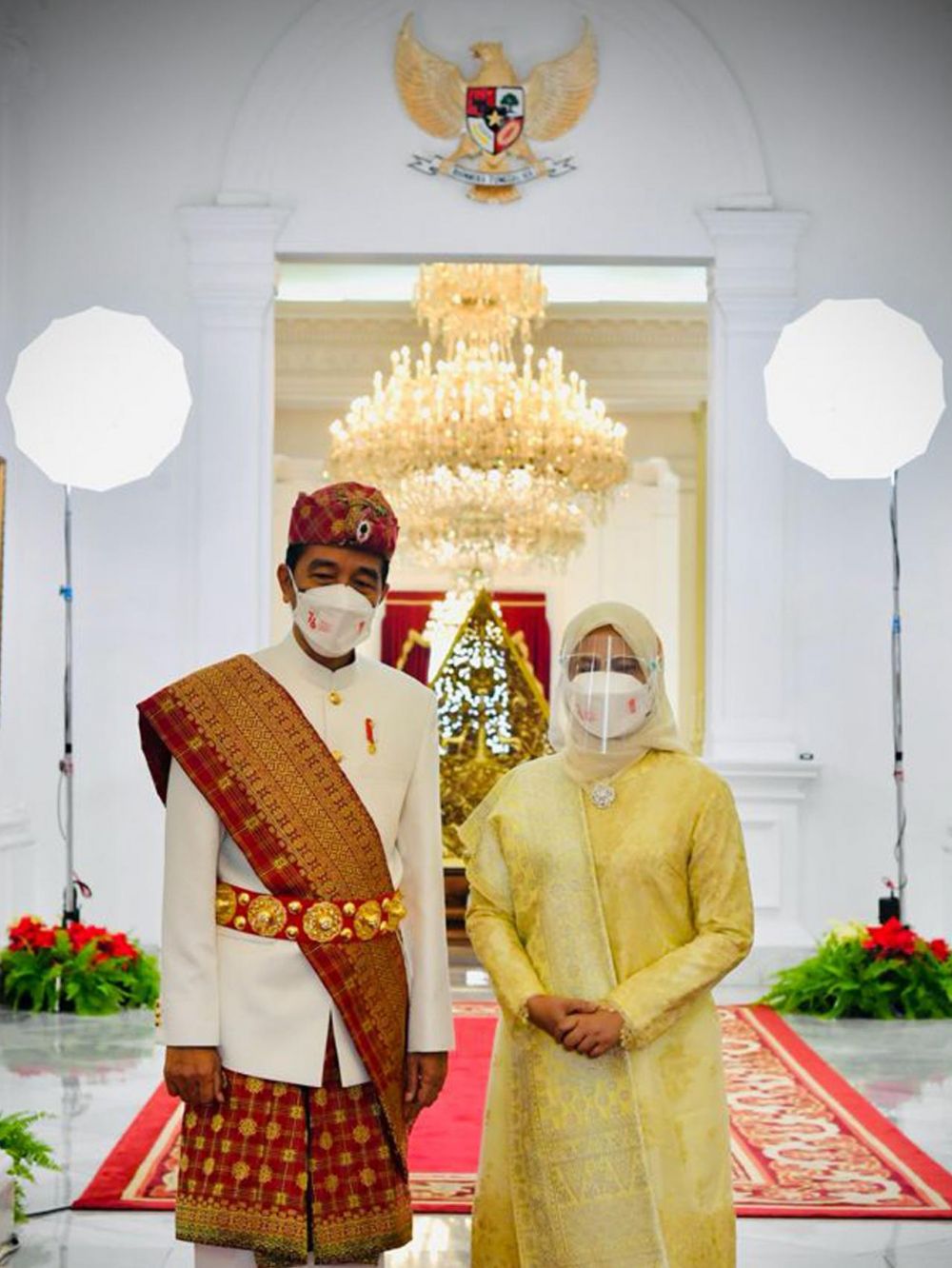 5 Potret baju adat Jokowi saat HUT Kemerdekaan, penuh makna