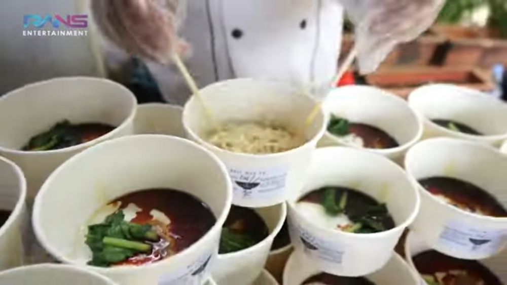 11 Momen Nagita Slavina borong jajanan mal ke rumah