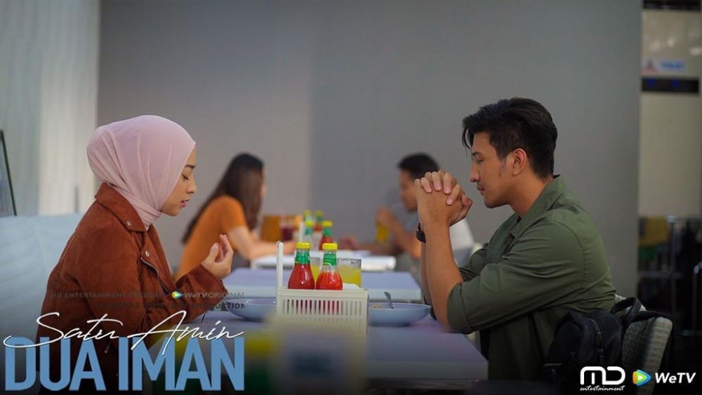 Momen mesra 13 pasang seleb di web series, chemistry-nya bikin baper
