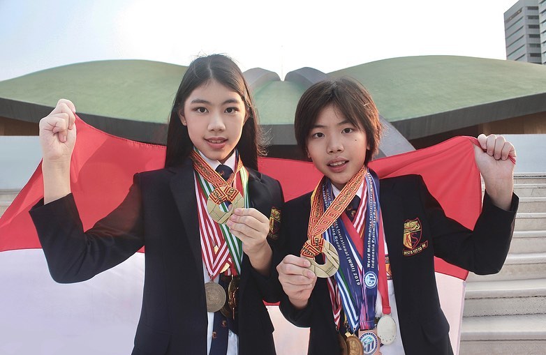 Cerita kakak beradik raih 32 medali olimpiade matematika tingkat dunia