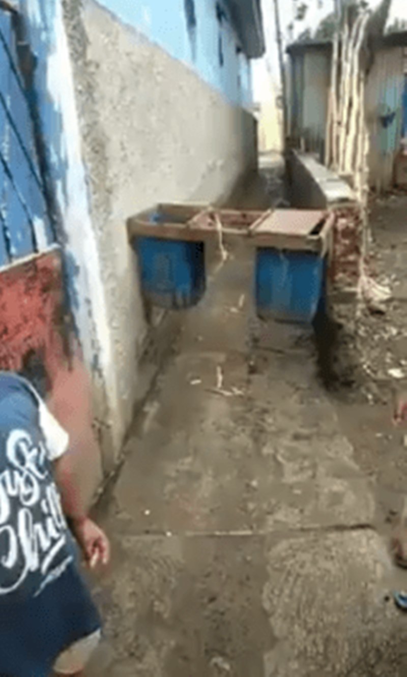 13 Momen lucu di gang sempit ini bikin auto ngelus dada