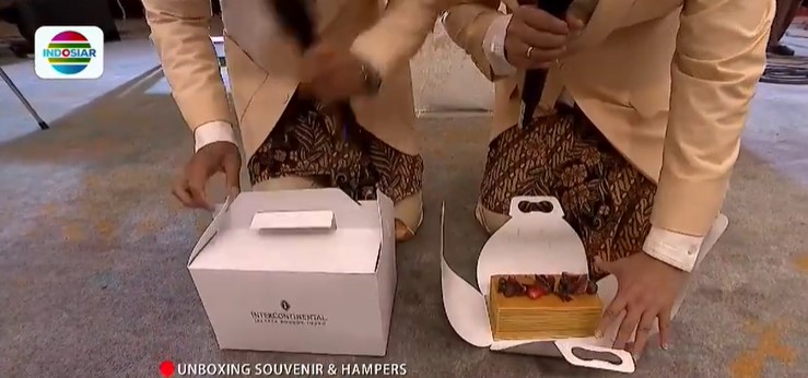 11 Hidangan makanan Lesty-Billar dari lamaran sampai akad nikah