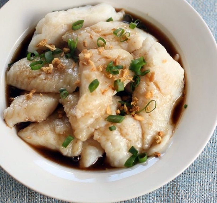 9 Resep kreasi sup ikan dori, gurih bikin perut lapar seketika