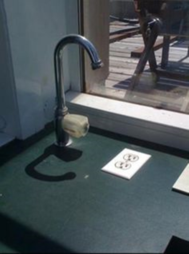 11 Potret lucu salah pasang keran air yang bikin tepuk jidat