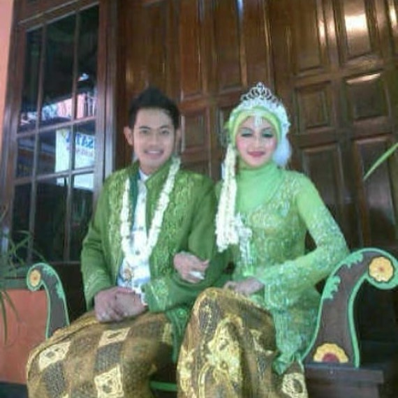 Nostalgia Gilang crazy rich Malang, dulu resepsi nikah di teras rumah