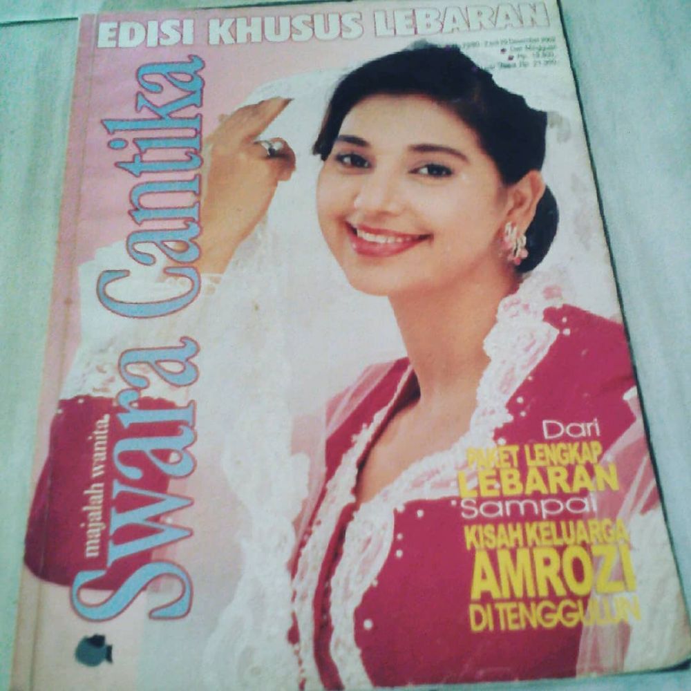 9 Potret lawas Ayu Azhari di cover majalah, gonta-ganti gaya rambut